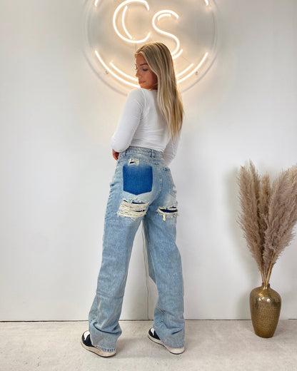 Claira - Ripped Straight Jeans